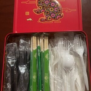 Red Decorative Party Cutlery Set